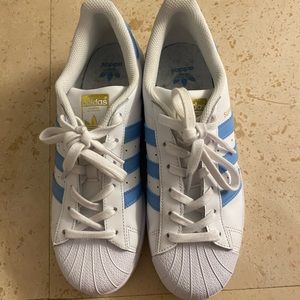 brand new addis’s shoes never worn